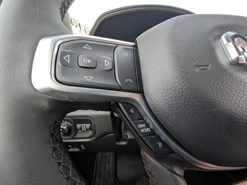 New 2026 RAM 1500 4x4 Crew Cab image 22