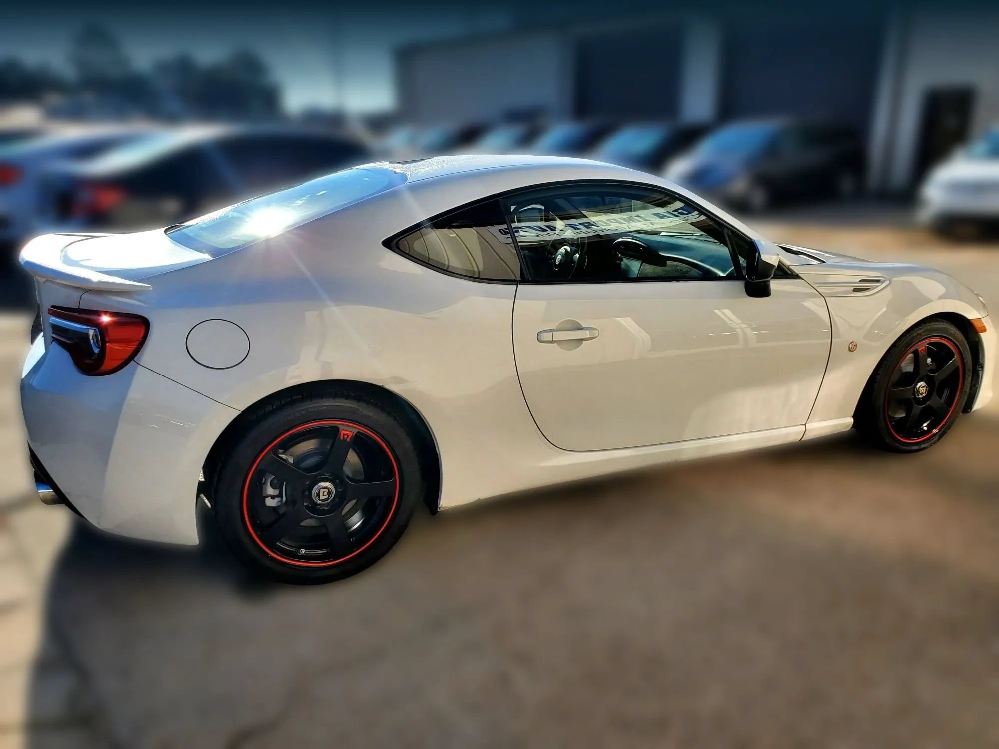 Used 2017 Toyota 86 RWD image 15