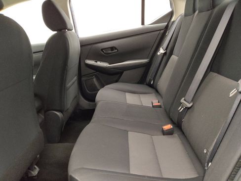 Used 2024 Nissan Sentra SV FWD image 18