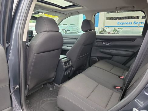 Certified 2025 Honda CR-V EX image 12