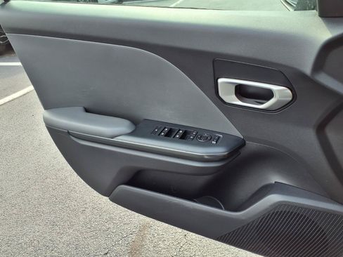 Used 2025 Kia K4 FWD image 16