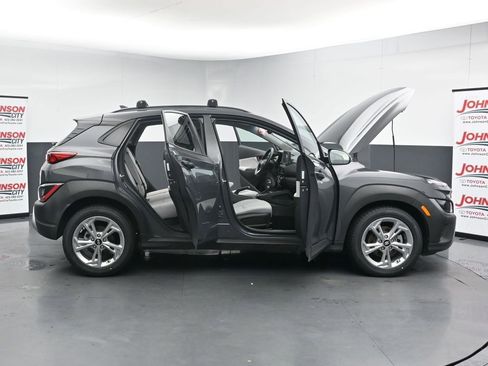 Used 2023 Hyundai Kona SEL FWD image 41