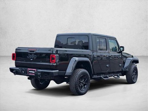 Used 2021 Jeep Gladiator Sport image 5