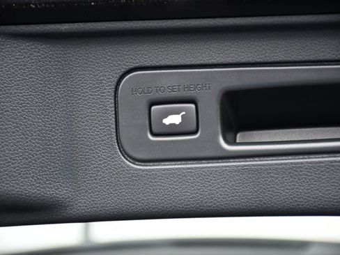 Used 2024 Honda Pilot Elite image 29