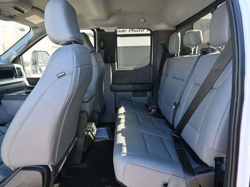 New 2026 Ford F550 4x4 Supercab Super Duty image 25