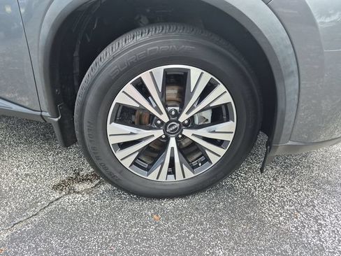 Used 2023 Nissan Rogue SV FWD image 28