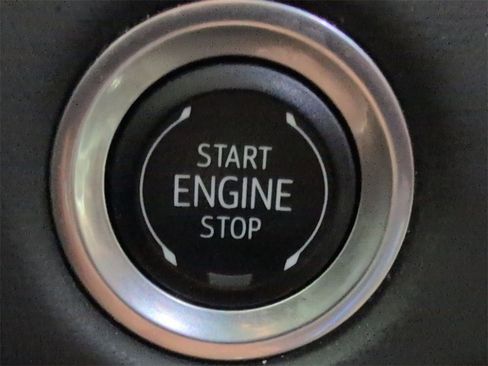 Certified 2024 GMC Yukon XL SLT image 15