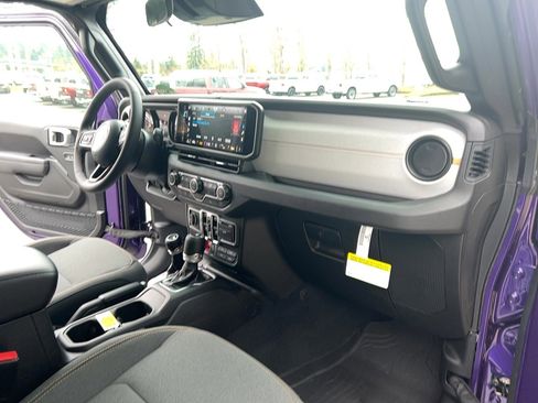 New 2026 Jeep Gladiator Sport image 37