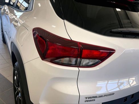 Used 2025 Chevrolet TrailBlazer LT image 33