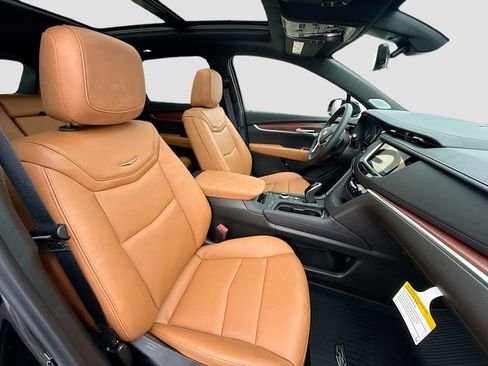 New 2025 Cadillac XT5 Premium Luxury w/ Technology Package image 30