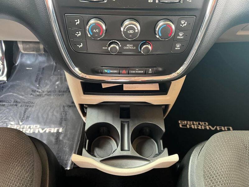 Used 2017 Dodge Grand Caravan SE w/ Power Window Group FWD image 27