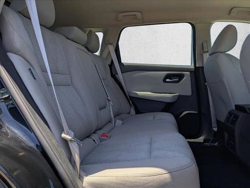 Used 2025 Nissan Rogue SV FWD image 19