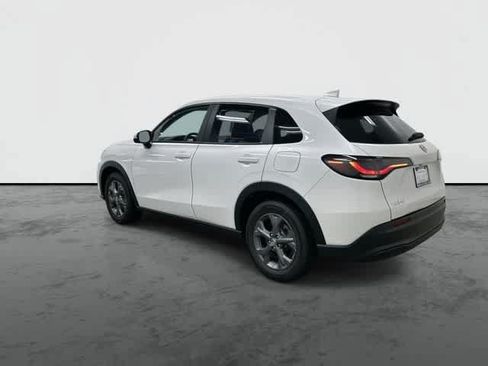 Certified 2027 Honda HR-V LX image 9