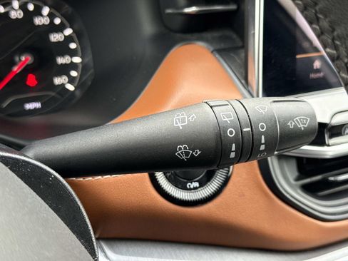 Used 2024 Jeep Compass Limited image 16