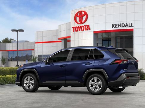 New 2025 Toyota RAV4 XLE image 5