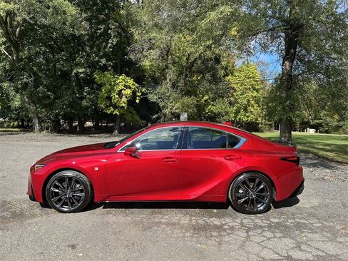 Used 2024 Lexus IS 350 F Sport image 5
