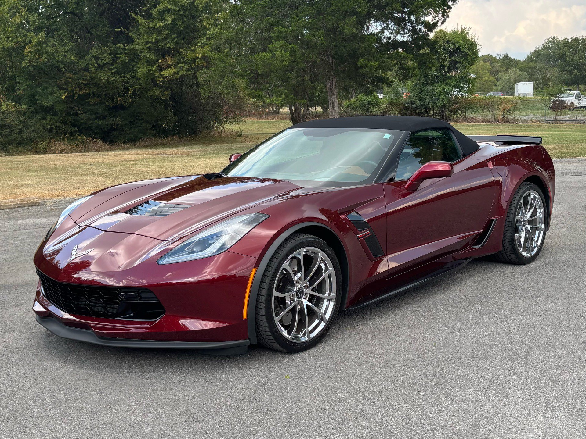 Used 2019 Chevrolet Corvette Grand Sport RWD image 14