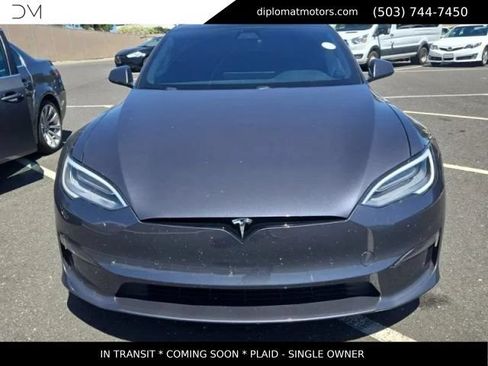 Used 2022 Tesla Model S Plaid AWD/4WD image 2