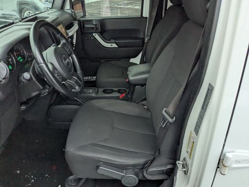 Used 2017 Jeep Wrangler Unlimited Sport w/ Quick Order Package 24S image 18