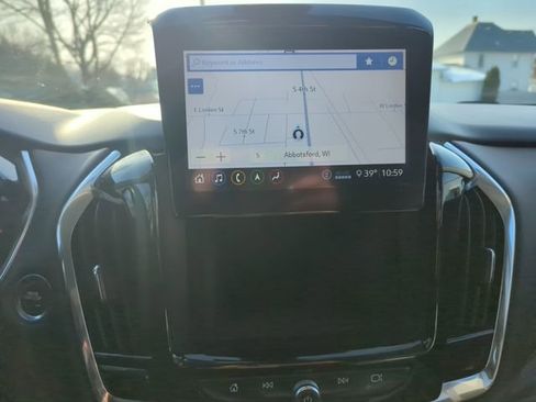 Used 2021 Chevrolet Traverse LT w/ LT Premium Package image 34