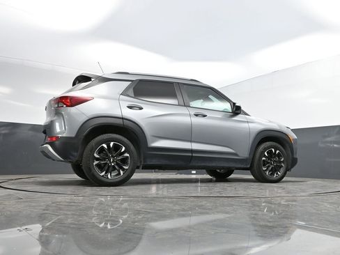 Used 2023 Chevrolet TrailBlazer LT w/ Convenience Package image 37
