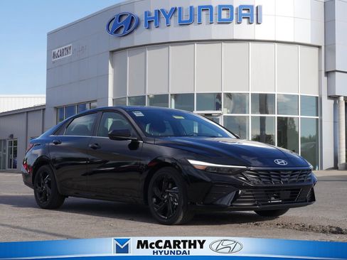 New 2026 Hyundai Elantra SEL Sport Premium FWD image 1