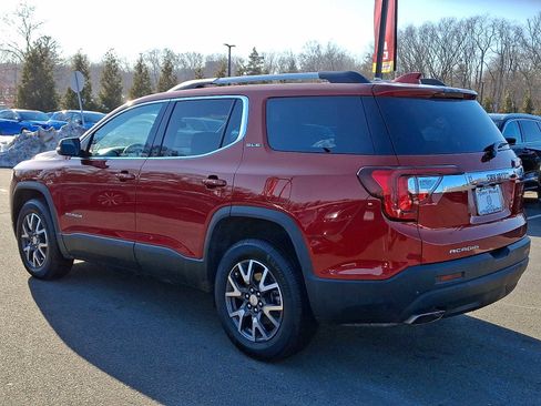 Used 2021 GMC Acadia SLE w/ Driver Convenience Package image 4