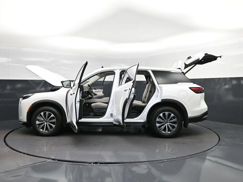 Certified 2026 INFINITI QX60 Pure w/ Cargo Package FWD image 47