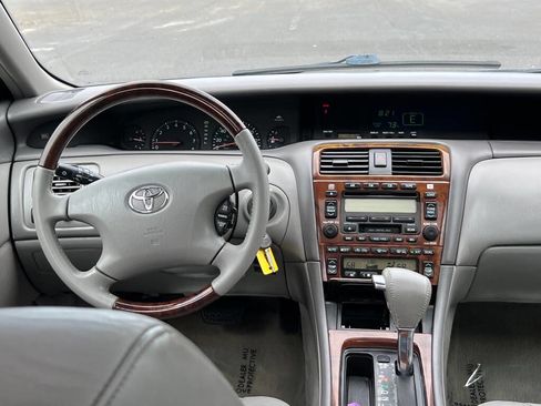 Used 2004 Toyota Avalon XL FWD image 12