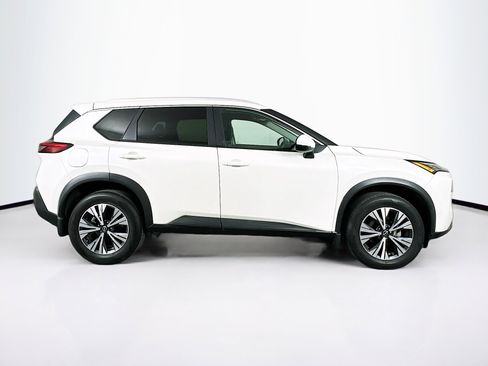 Used 2023 Nissan Rogue SV w/ SV Premium Package image 10