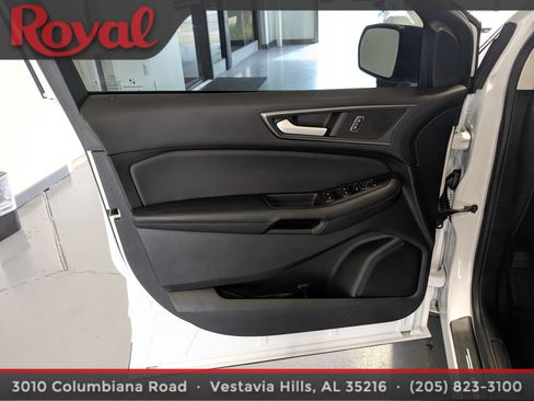 Used 2023 Ford Edge SE w/ Black Appearance Package AWD/4WD image 15