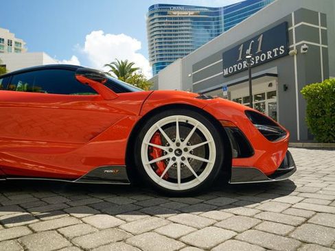 Used 2021 McLaren 765LT image 34