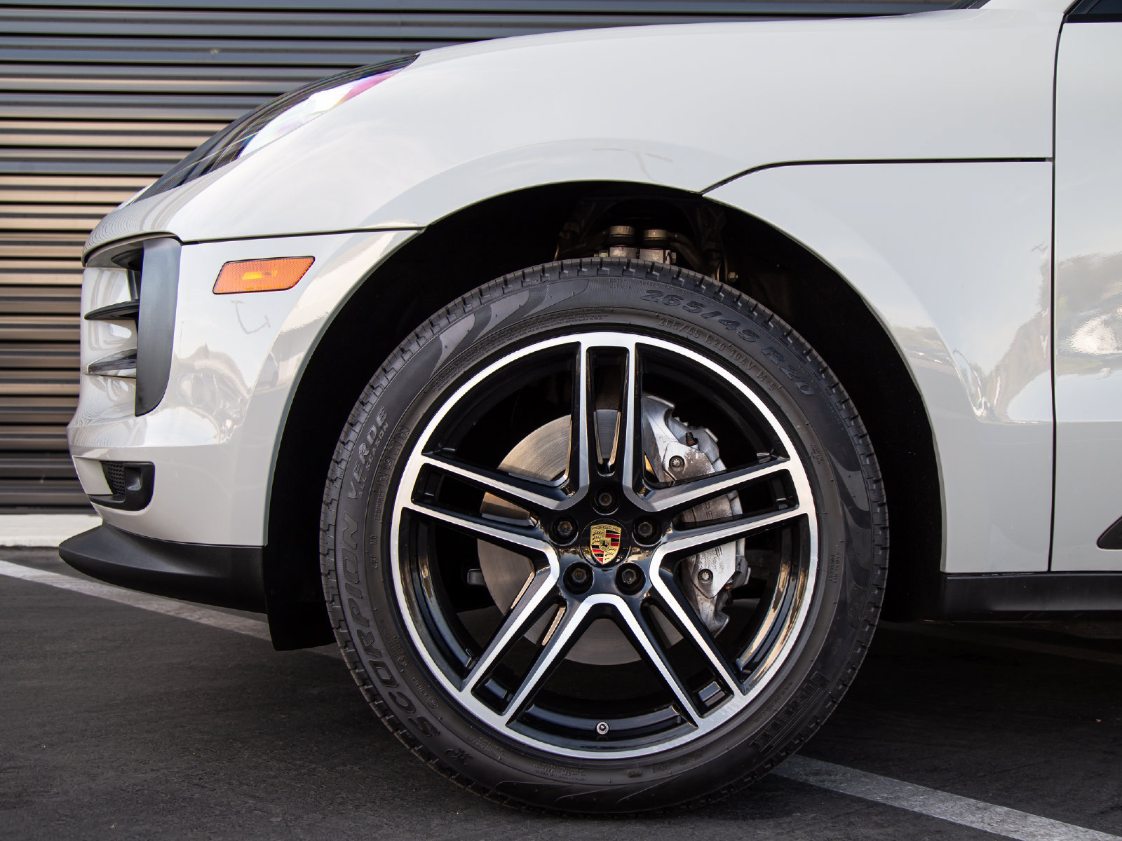 Used 2021 Porsche Macan AWD/4WD image 11