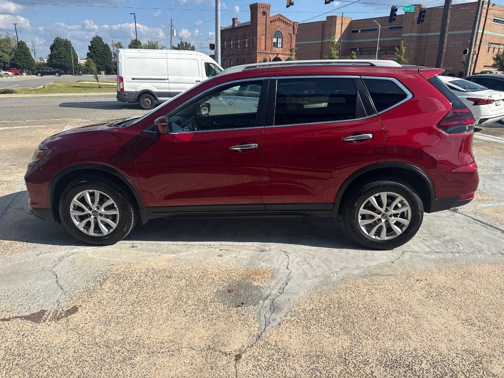 Used 2020 Nissan Rogue SV AWD/4WD image 7