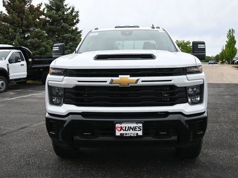 New 2026 Chevrolet Silverado 2500 Custom w/ Custom Value Package AWD/4WD image 12