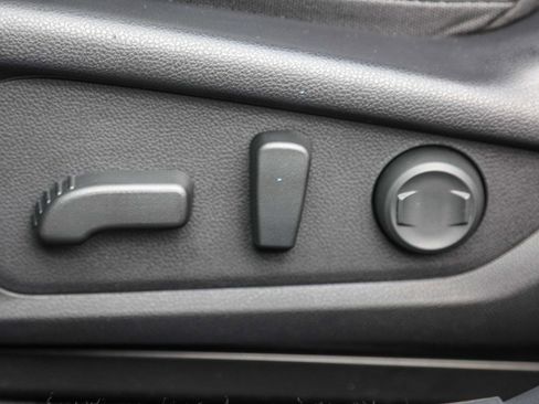 Used 2024 Subaru Crosstrek 2.5i Limited image 11