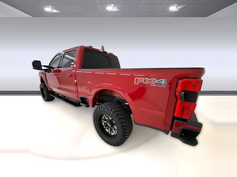 Used 2023 Ford F250 Lariat w/ Sport Appearance Package AWD/4WD image 3
