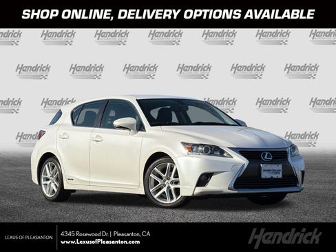Used 2016 Lexus CT 200h image 1
