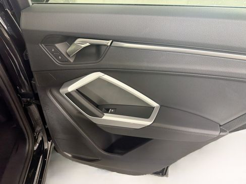 Used 2025 Audi Q3 2.0T Premium AWD/4WD image 30