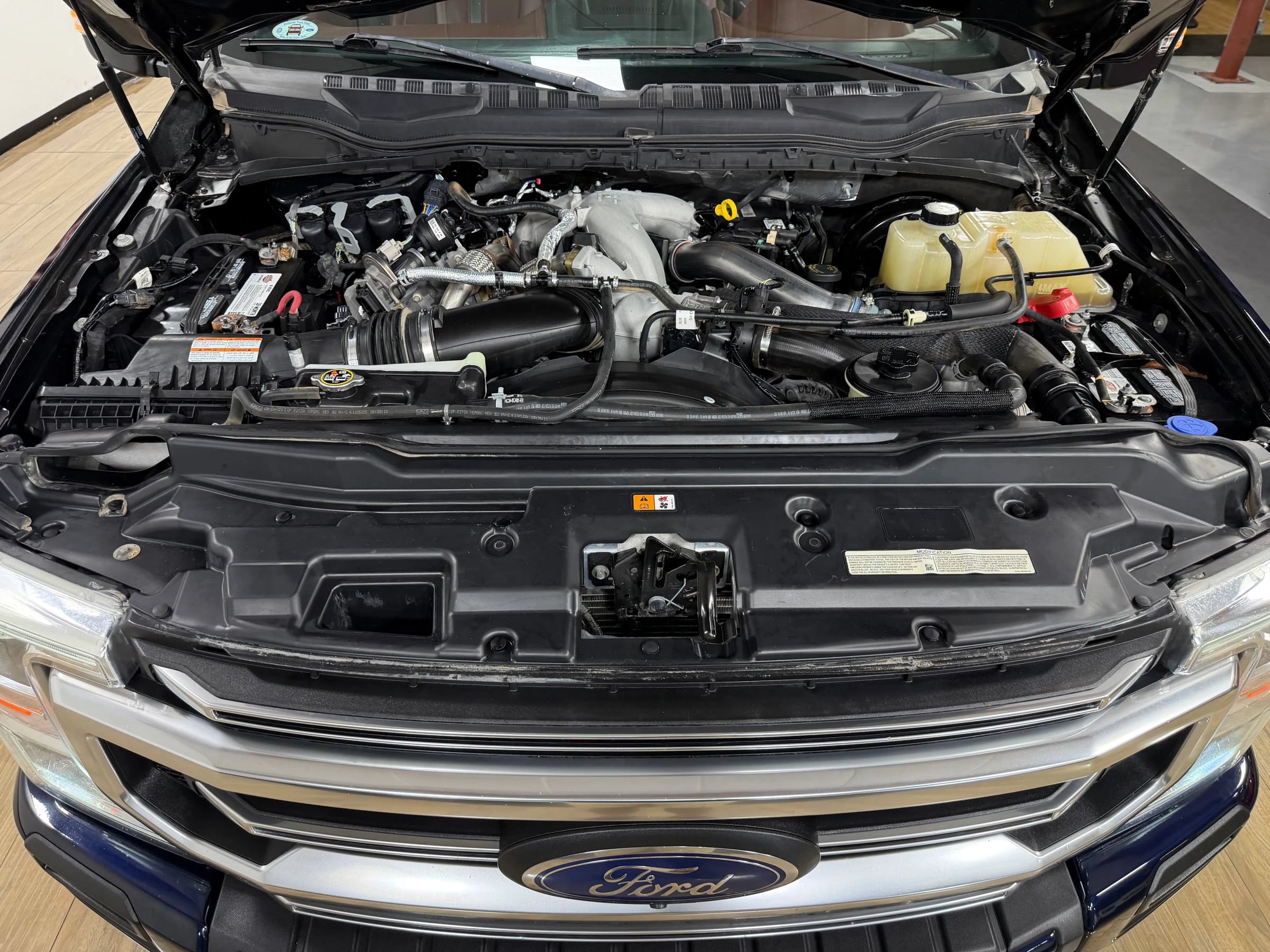 Used 2022 Ford F250 Platinum AWD/4WD image 12