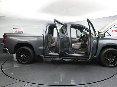 Used 2021 Chevrolet Silverado 1500 LTZ image 27