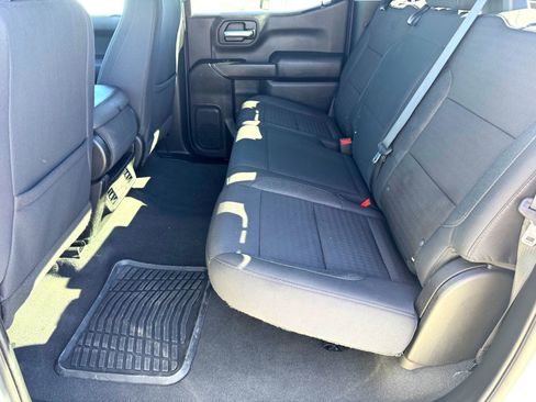 Used 2022 Chevrolet Silverado 1500 Custom image 16