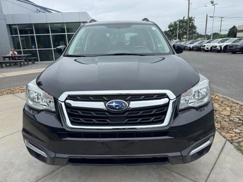 Used 2018 Subaru Forester 2.5i Premium w/ Protection Package #1 AWD/4WD image 3