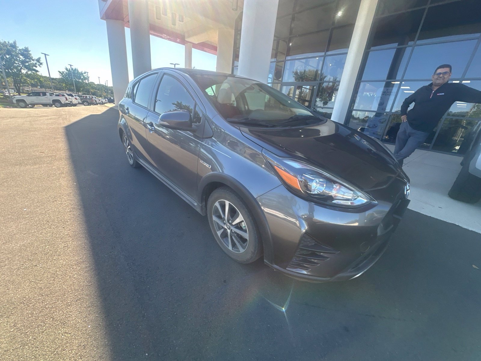 Used 2018 Toyota Prius C Three FWD image 7