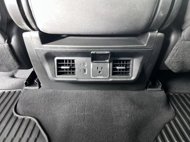 Used 2024 GMC Sierra 1500 Elevation RWD image 21