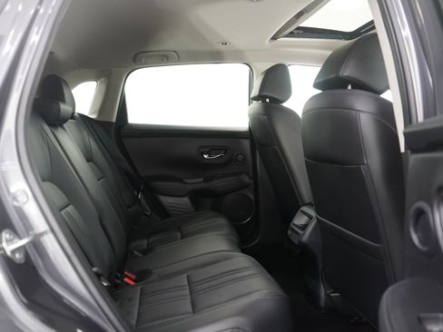 Used 2023 Honda HR-V EX-L image 12