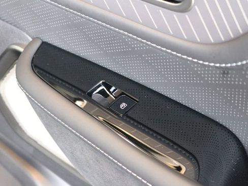 New 2026 INFINITI QX80 Autograph w/ Premium Cargo Package image 36