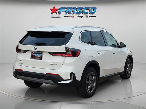 Used 2023 BMW X1 xDrive28i image 10