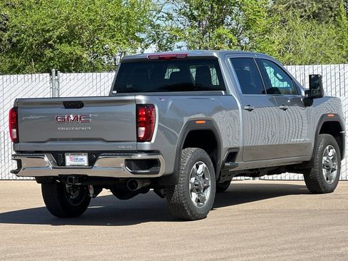 New 2026 GMC Sierra 2500 SLE AWD/4WD image 4