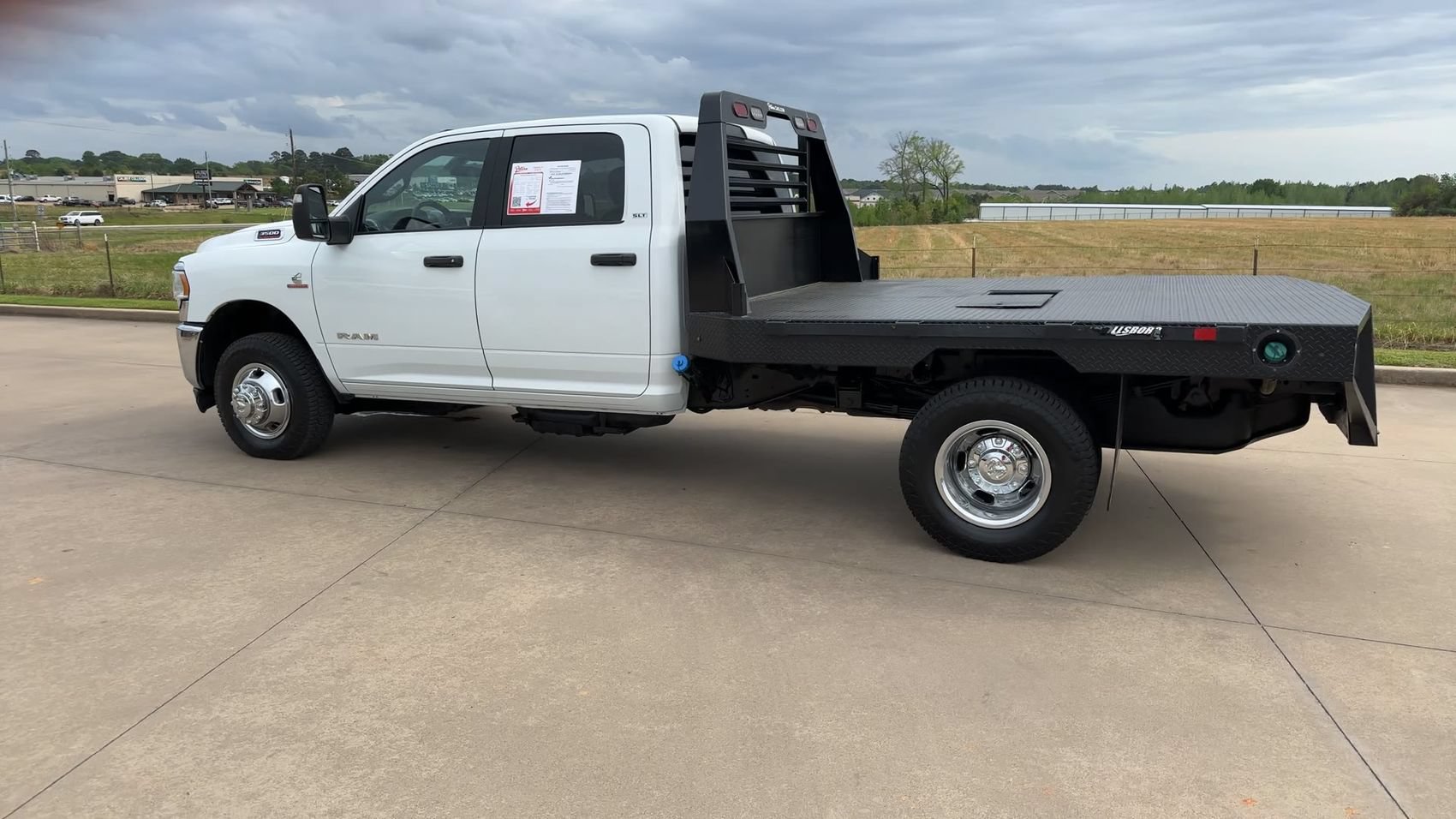 Used 2024 RAM 3500 SLT w/ Quick Order Package 2YG SLT AWD/4WD image 6